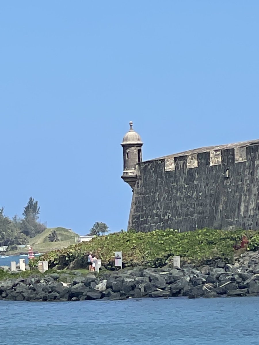 epintadorm's tweet image. At my favorite place today, Old San Juan 😍#myworld #thebest #myisland