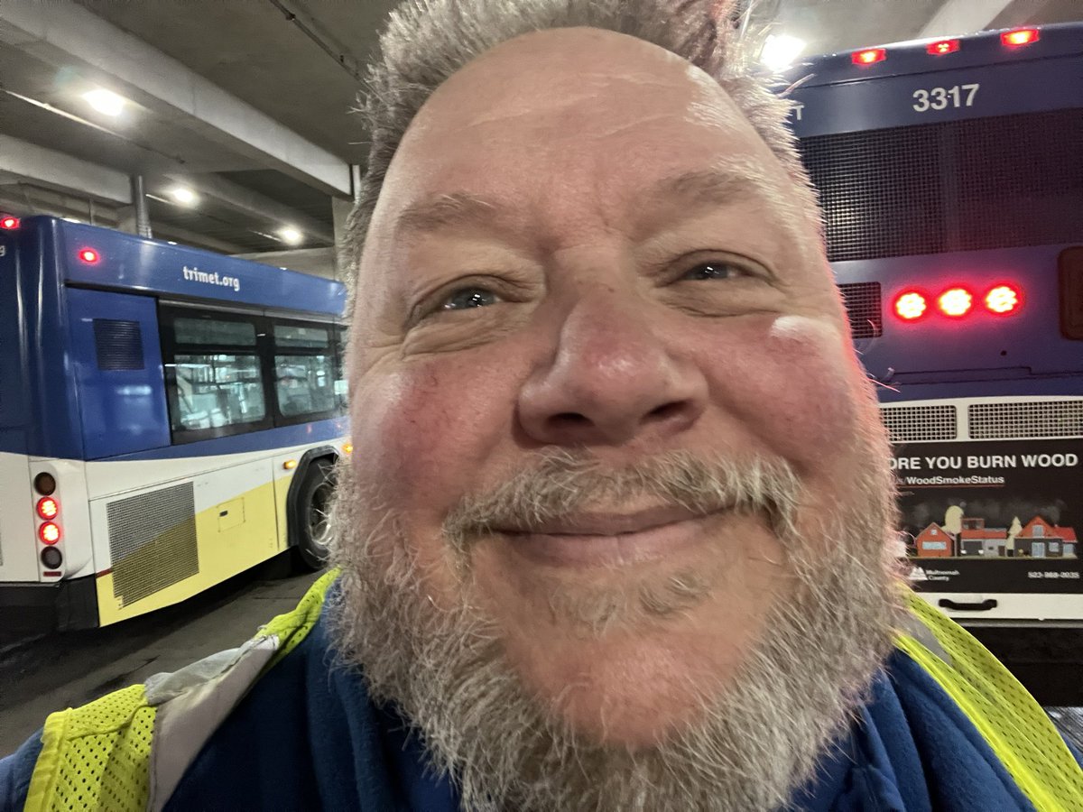 Two minors were left at the mall after hours. Did an extra half trip to get them home. Can’t leave people stranded, though I really wanted to get home. <a href="/trimet/">TriMet</a> last night.  Thanks to our Dispatchers who help make this call easy