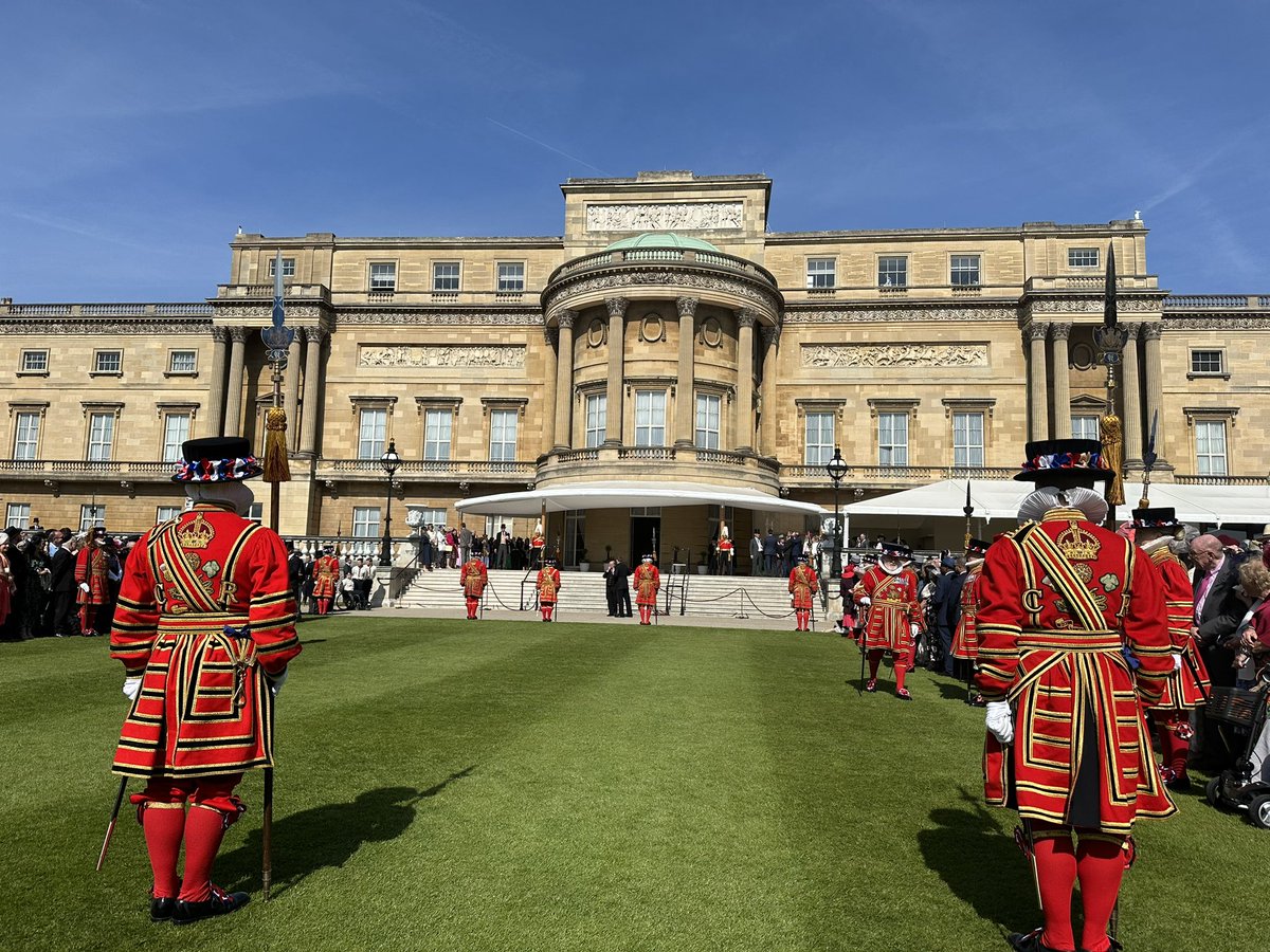 Rebecca English On Twitter What A Magnificent Sight Coronation rebecca-english-on-twitter-what-a-magnificent-sight-coronation