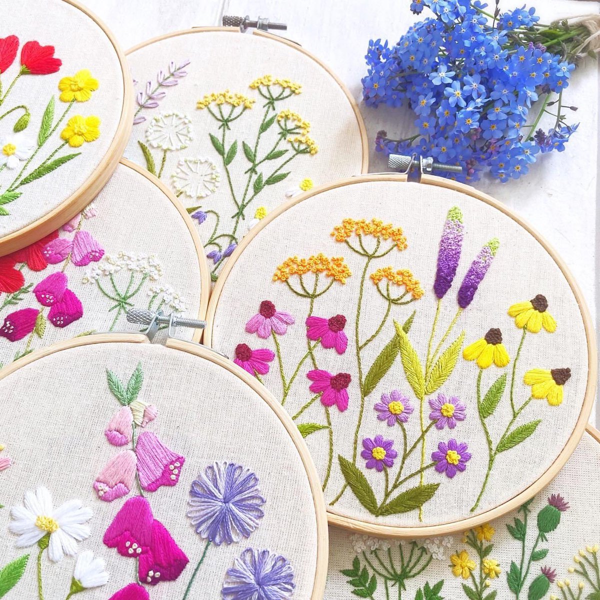 Little Green Stitches tweet media