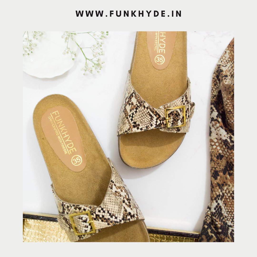 funkhyde's tweet photo. “Don’t forget to fall in love with yourself first.” - Carrie Bradshaw

➡️ pp = 1750/- [ OFFER : 2800/- for any 2 Colors ]
☝🏻 Link in Bio.

#shoesoftheday #shoestagram #shoes #sandals #instashoes #shoeporn #styles #stylish #shoe #shoelover #shoesaddict #trendy #fashionshoes https://t.co/bDVaFiQtD6