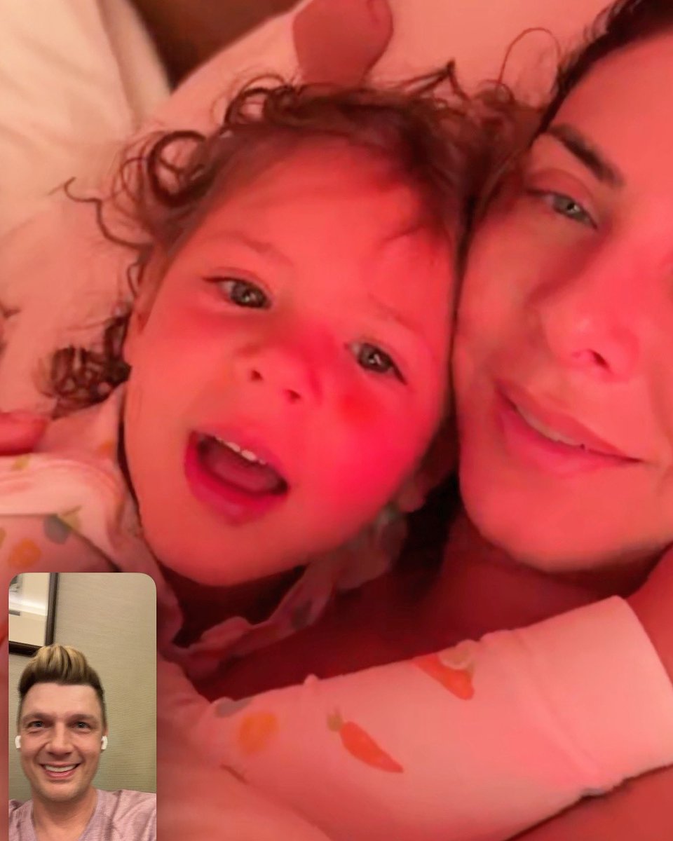 nickcarter's tweet photo. Checking in with the family definitely fills up my love meter when away on tour. In Mumbai India they’re waking up and we’re going to sleep. 🙃 ⏰ 
#family https://t.co/PC5OfUpzgj