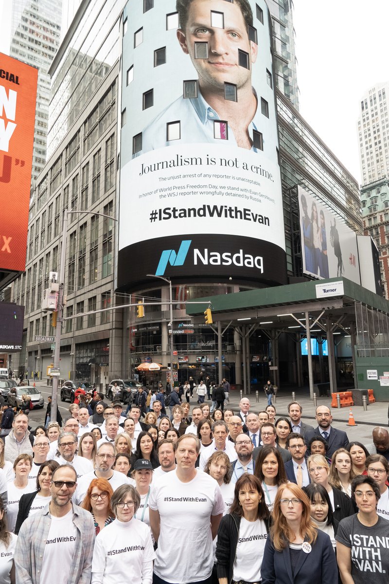 Emma Moody tweet media