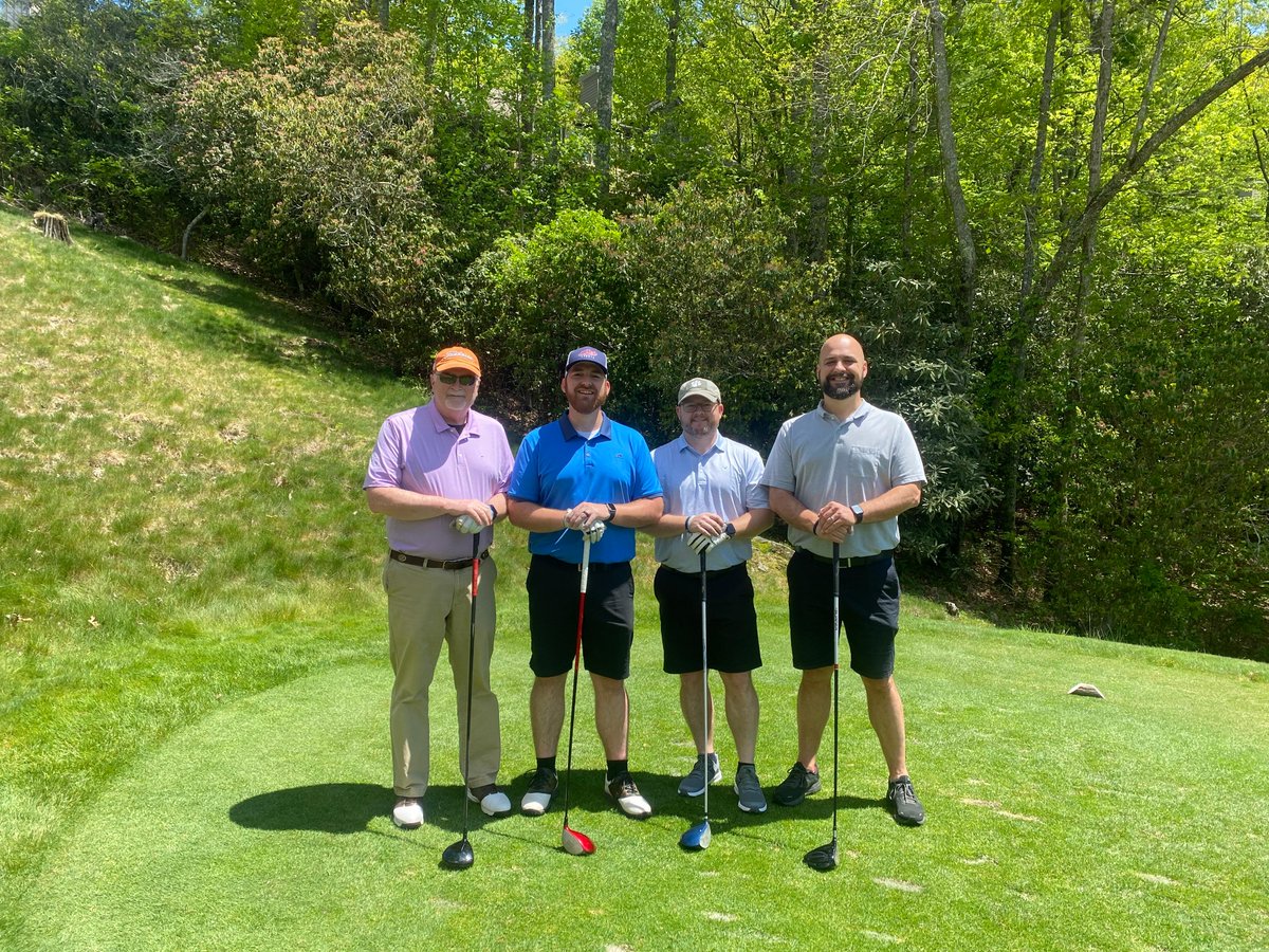 BFofSC's tweet image. Thanks to the generosity of a donor family, the Foundation was able to provide an awesome gift of golf to 40 upstate pastors on April 28, in Hendersonville!  The weather was perfect, the scenery was beautiful, and the smiles of all made for a great day! We love our pastors!