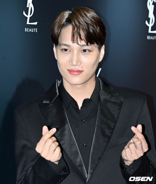 pannchoa on X: EXO Kai breaks into tears when announcing his