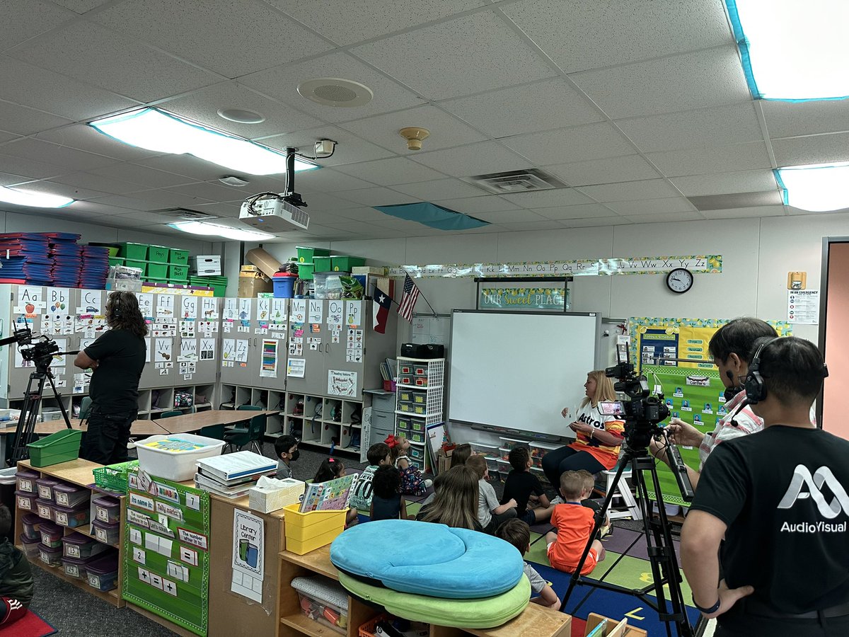 AnneMDavis_ tweet media