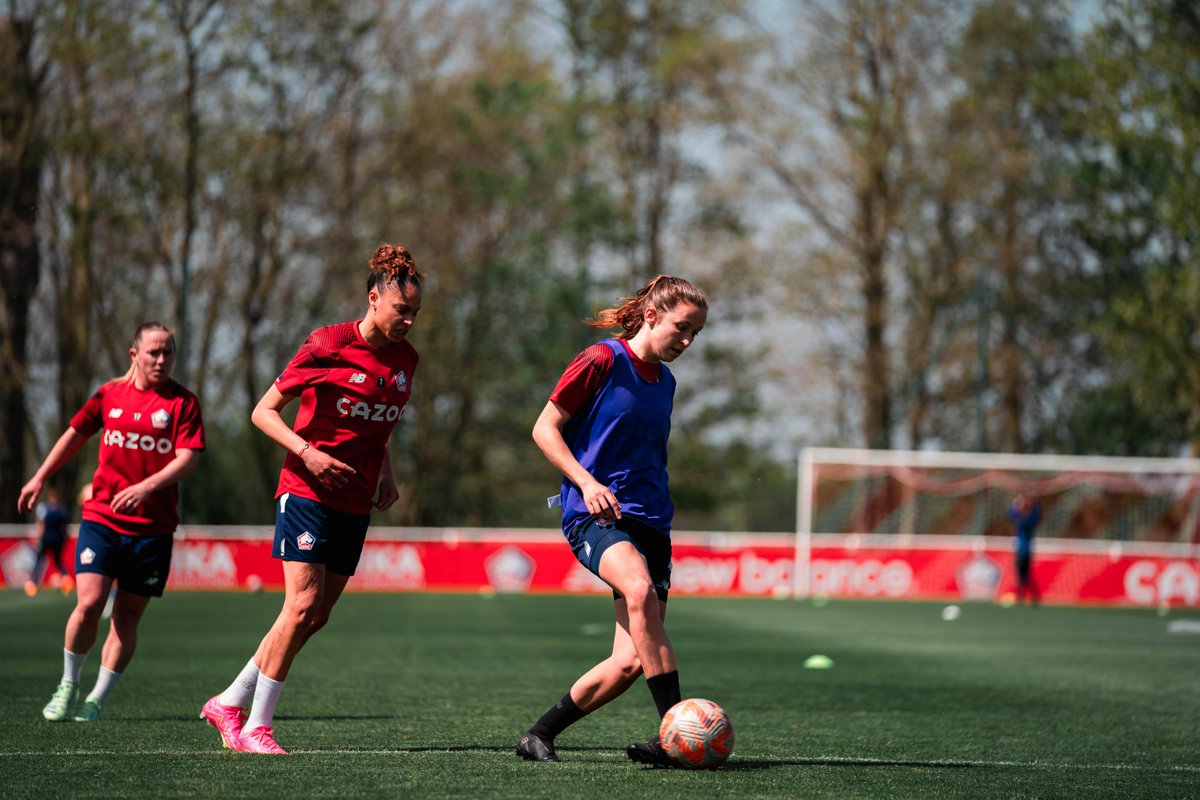 Retour sur l'entraînement du <a href="/LOSC_Feminines/">LOSC Féminines</a> au Domaine de Luchin cet après-midi 📸