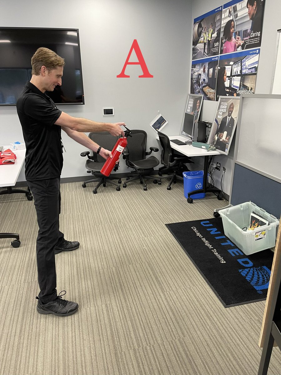 United's Chicago Inflight Training Center tweet media