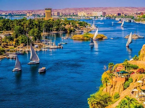 ViewsArabic's tweet photo. La ville d'Assouan est située dans un endroit pittoresque sur le Nil en Egypte

#Egypte #Nil https://t.co/H9xtezsPMA