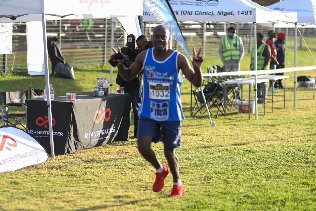 Humbu30's tweet image. #DuduzaAnnualCommunityRace was good to my body #RunWithLulubel #OwnPace #WeMove #FRC #MamepeStriders