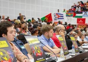 El 1er Sec del CC <a href="/PartidoPCC/">Partido Comunista de Cuba</a>  y Pdte de la República, <a href="/DiazCanelB/">Miguel Díaz-Canel Bermúdez</a>, clausuró este martes el Encuentro Internacional de Solidaridad con #Cuba y el Antimperialismo a 200 años de la Doctrina Monroe. 
#UnaMejorJuventud 
#CubaPorLaPaz 
<a href="/aylinalvarezG/">Aylín Alvarez García</a>