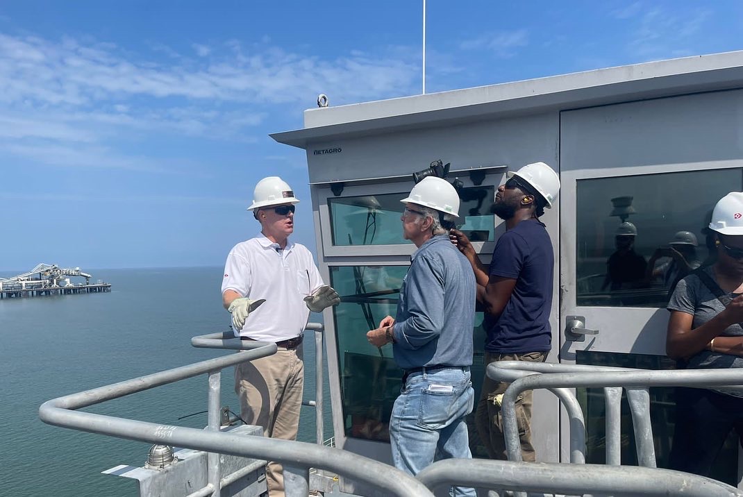 EarthWithJohnH's tweet photo. 📽️ Behind the scenes with John Holden &amp; @DrummondLtdCo!

Here in Cesar, Colombia, we discovered positive synergy between a small rural town, and a coal mining company called @DrummondLtdCo.

Stay tuned for more information on the airing! ♻️🌏 https://t.co/qltn08rB2Y