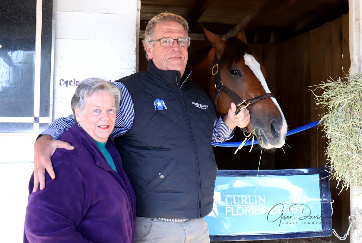 Romansracing's tweet photo. Family is everything.  Proud mom Lynn Romans has her time with Cyclone, who looks like he may be in the dog house in that last pic...  #CycloneMischief #KyDerby
📸@InnovationDavis https://t.co/RBTpL7p6Vd