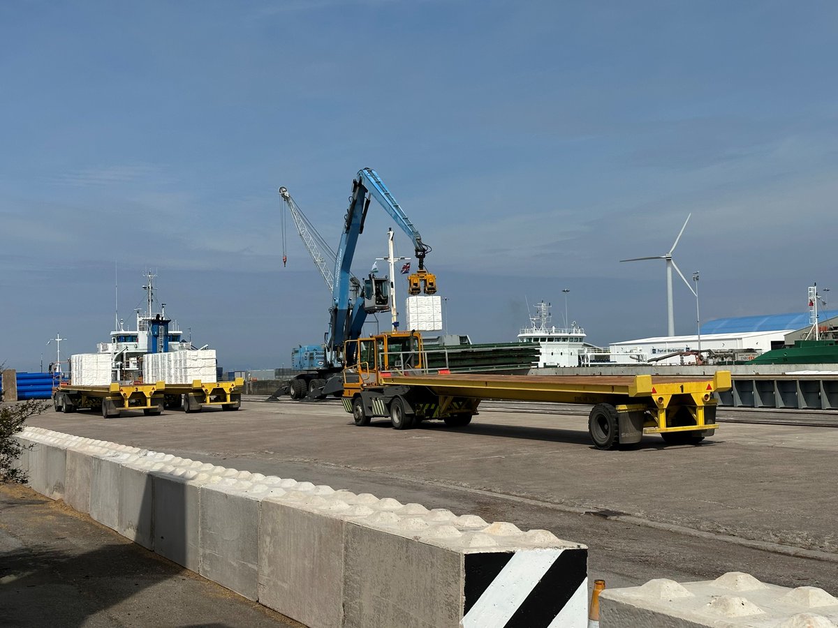 WorkingtonPort's tweet photo. 'Scheldebank' ex Ribadeo currently discharging her cargo today ex ship to terminal tractor and onward to our warehouses for storage #cargohandling #warehouse #storage #shipping #intermodalhub https://t.co/33N9lPLAab