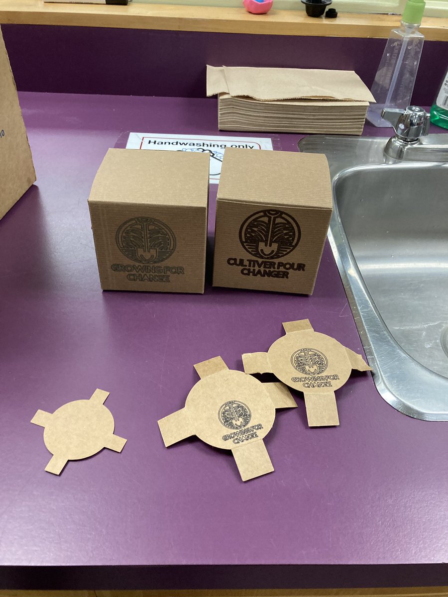 Ss are crushing their social entrepreneurship project by creating eco-friendly packaging using the <a href="/cricut/">Cricut</a> machine! 🌍🌿📦 Not only are they supporting SDG #13, but they're also adding design thinking &amp; creativity to their products! 💚 We can’t wait for <a href="/Youth_Ottawa/">Youth Ottawa</a> Untapped!