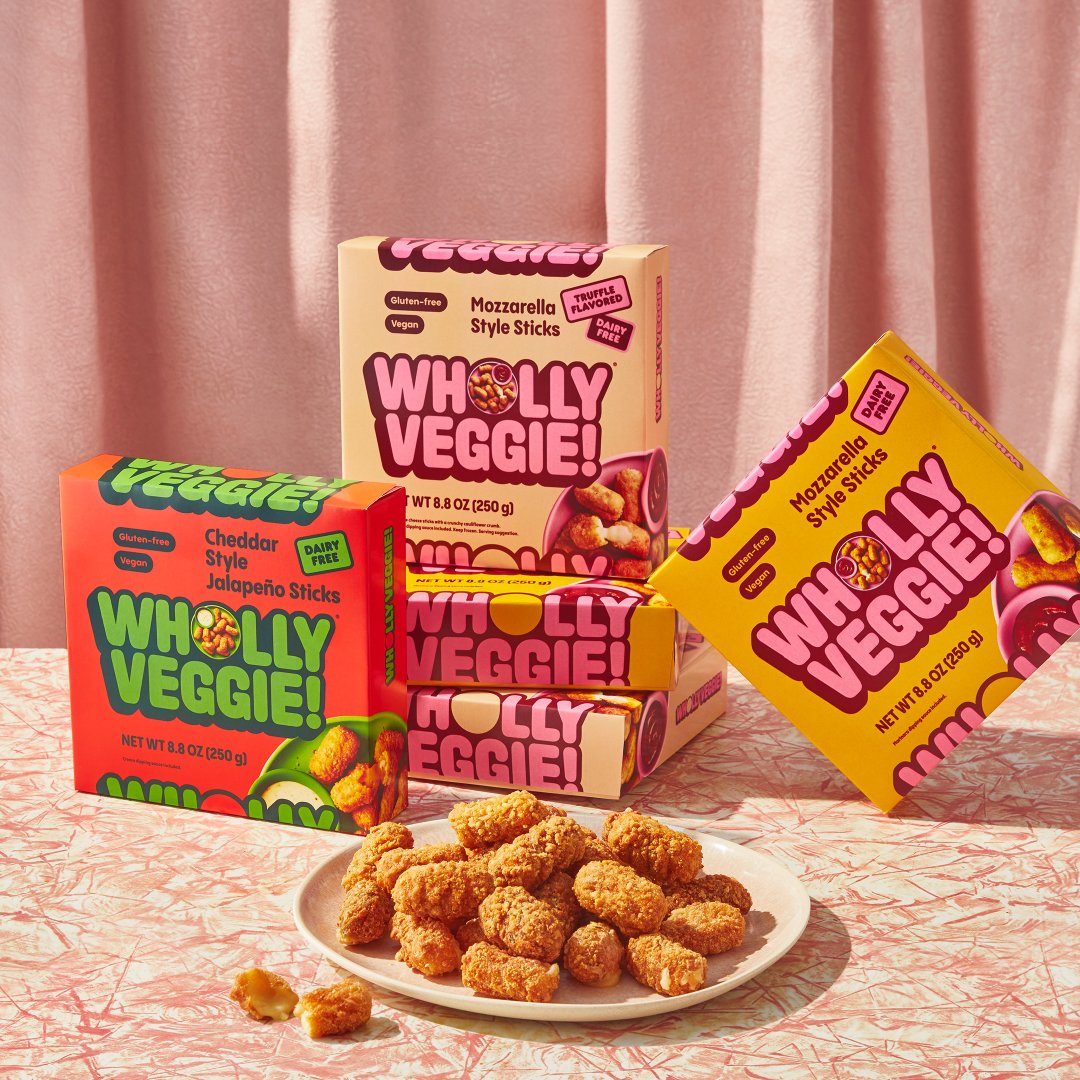 Did you know that we have a whole family of cheese sticks now? That's right. Truffle is just the new little sister in a trio of dairy &amp; gluten-free offspring. It wouldn't be right of us to have a favorite. We love them all equally. 👼🍼🧀