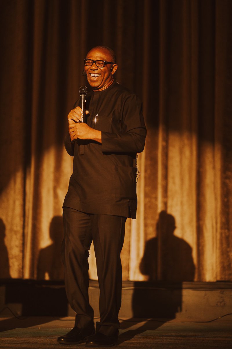 CrownprinceCom2's tweet photo. I see Mr. Peter Obi winning in the court against INEC and Bola Ahmed Tinubu.
Obidients if believe it Like and Retweet only 📌📌 https://t.co/QBwxLCbmnI