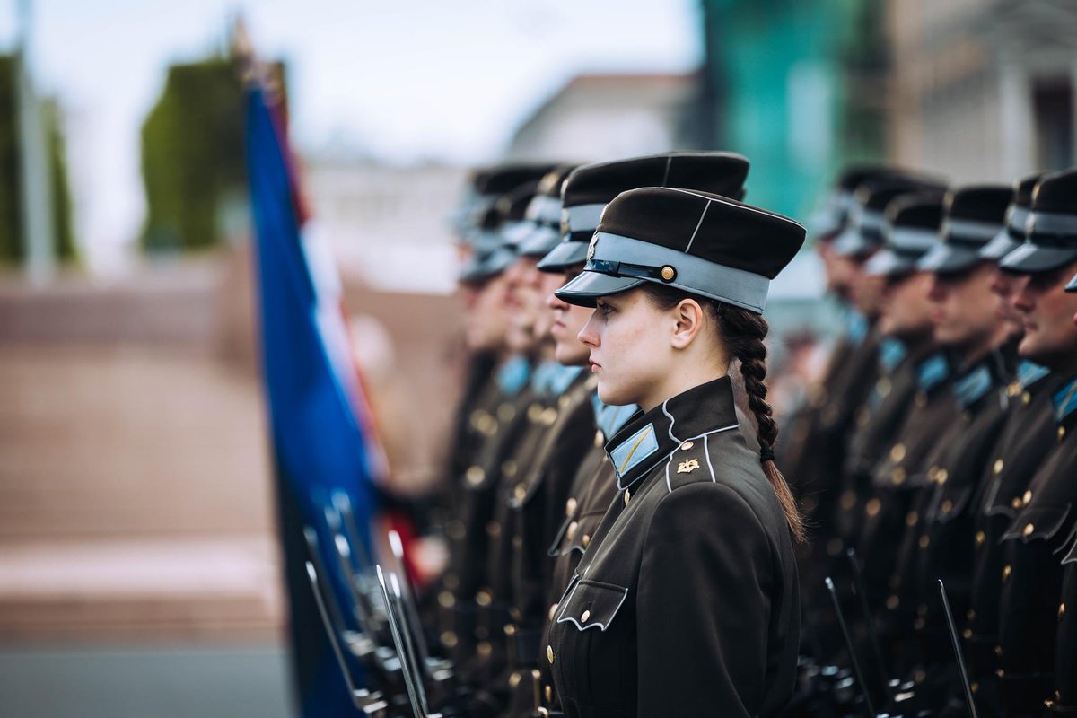 LeonidsKalnins's tweet photo. 🇱🇻🇺🇸 It is an immense pleasure, pride and happiness to celebrate 3 decades of cooperation with our close friends and allies from Michigan. 👏Milzīgs prieks un lepnums svinēt jau trīs gadu desmitu sadarbību ar mūsu tuviem draugiem un sabiedrotajiem no Mičiganas. #StrongerTogether https://t.co/PIJ5H4c1Ur