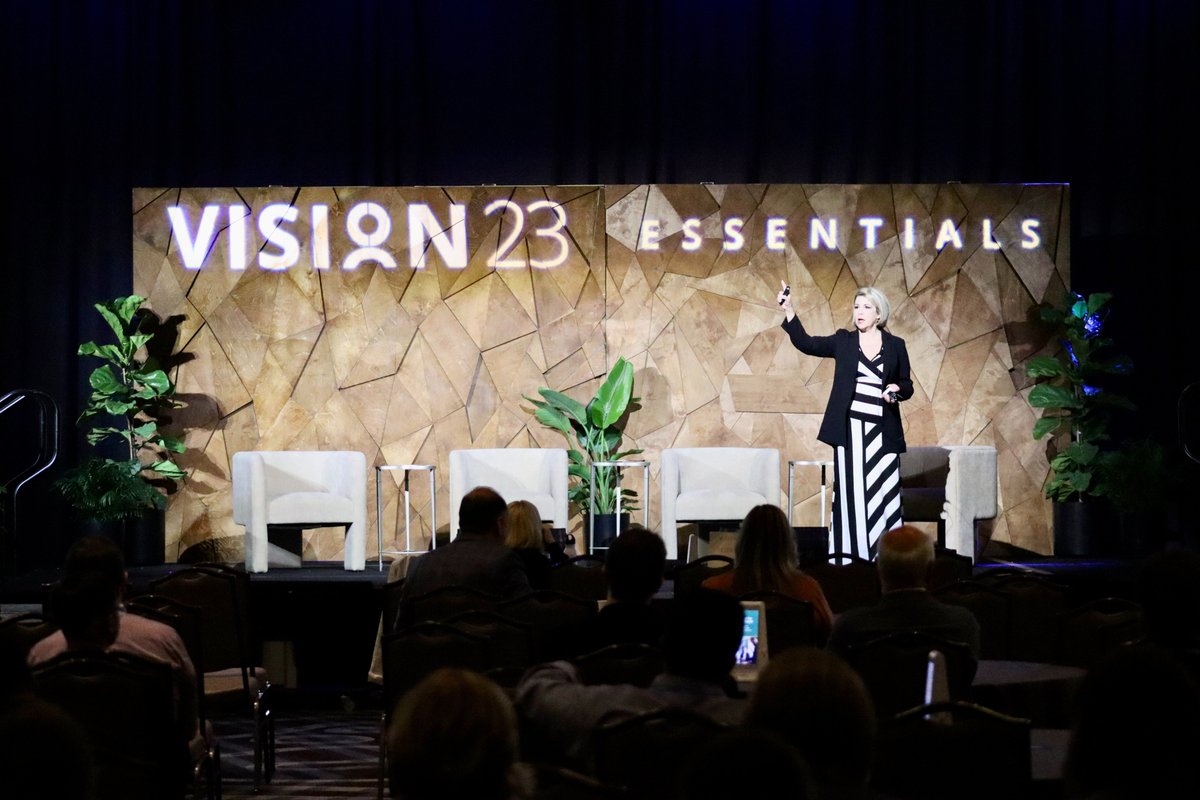 WorkForceSW's tweet image. It was great seeing everyone at our #WFSVISION23 evening events last night! We’re back on the mainstage today with presentations from @SandraMoranCMO and Matt Gale, VP, Strategic Solution Alliances at @Oracle as well as our panel discussion on M-WFM implementation best practices.