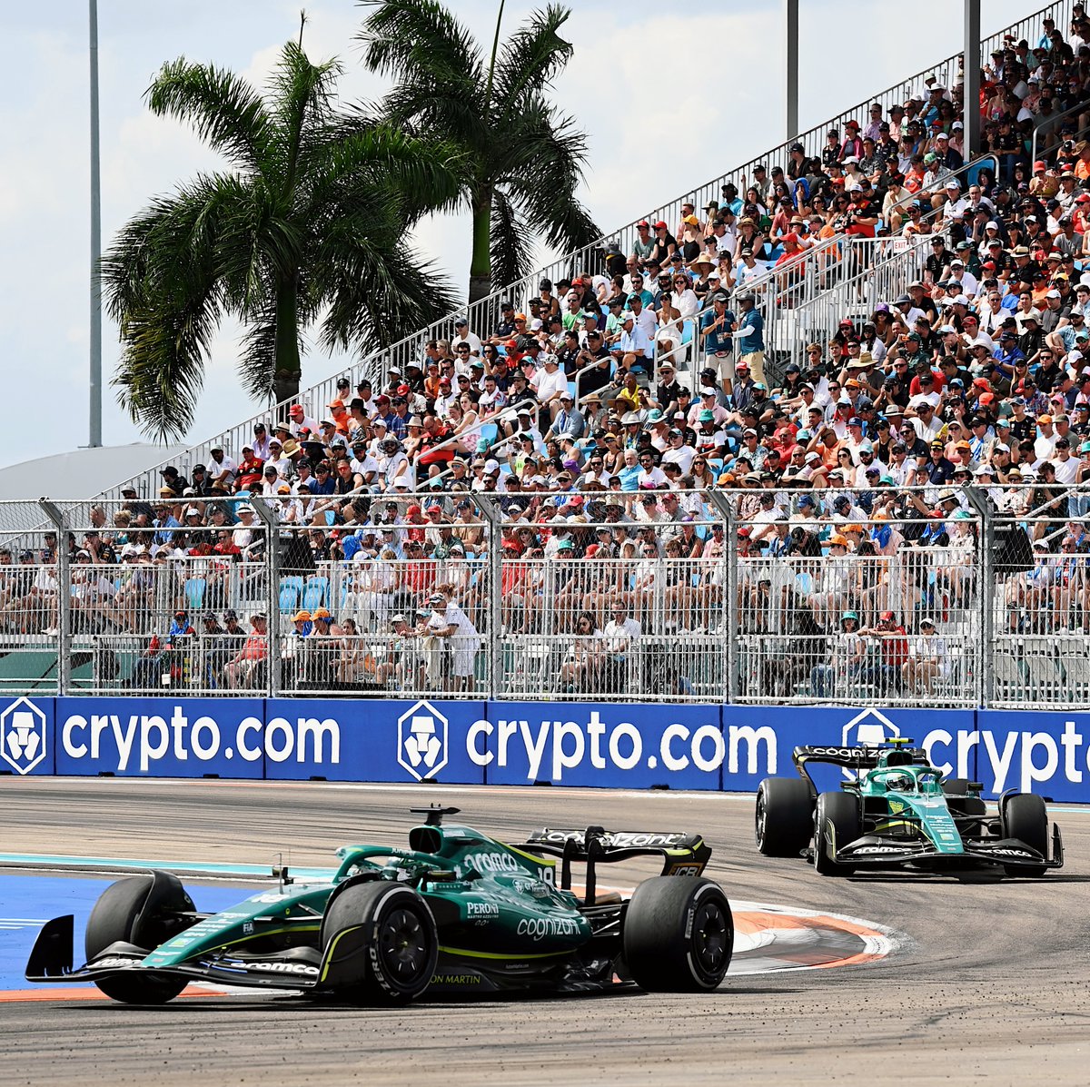 🏎💨 <a href="/AstonMartinF1/">Aston Martin Aramco F1 Team</a> Merch #GIVEAWAY🏎💨 

🏆 Enter to win #AMF1 merch! 🏆

🗣️ Guess what position <a href="/alo_oficial/">Fernando Alonso</a> and <a href="/lance_stroll/">Lance Stroll</a> will finish at #MiamiGP 
🔁 Like &amp; Retweet 
✅ Follow @CryptoCom

Let's go!