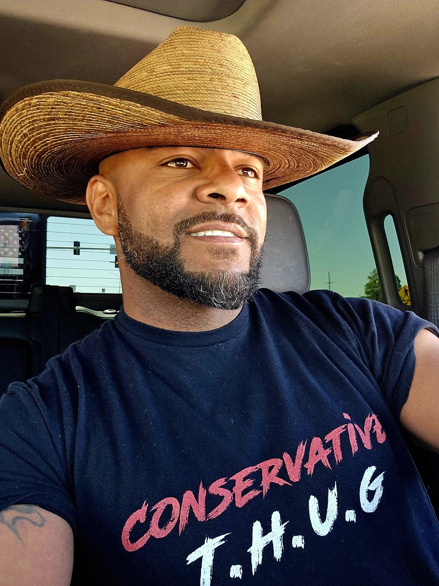 ProudPatriotSSG's tweet photo. Good morning, beautiful people. On my way to hurt someone's feelings 😁💪🏿💪🏿🇺🇲🇺🇲🇺🇲 https://t.co/Ps4J0d9xhG