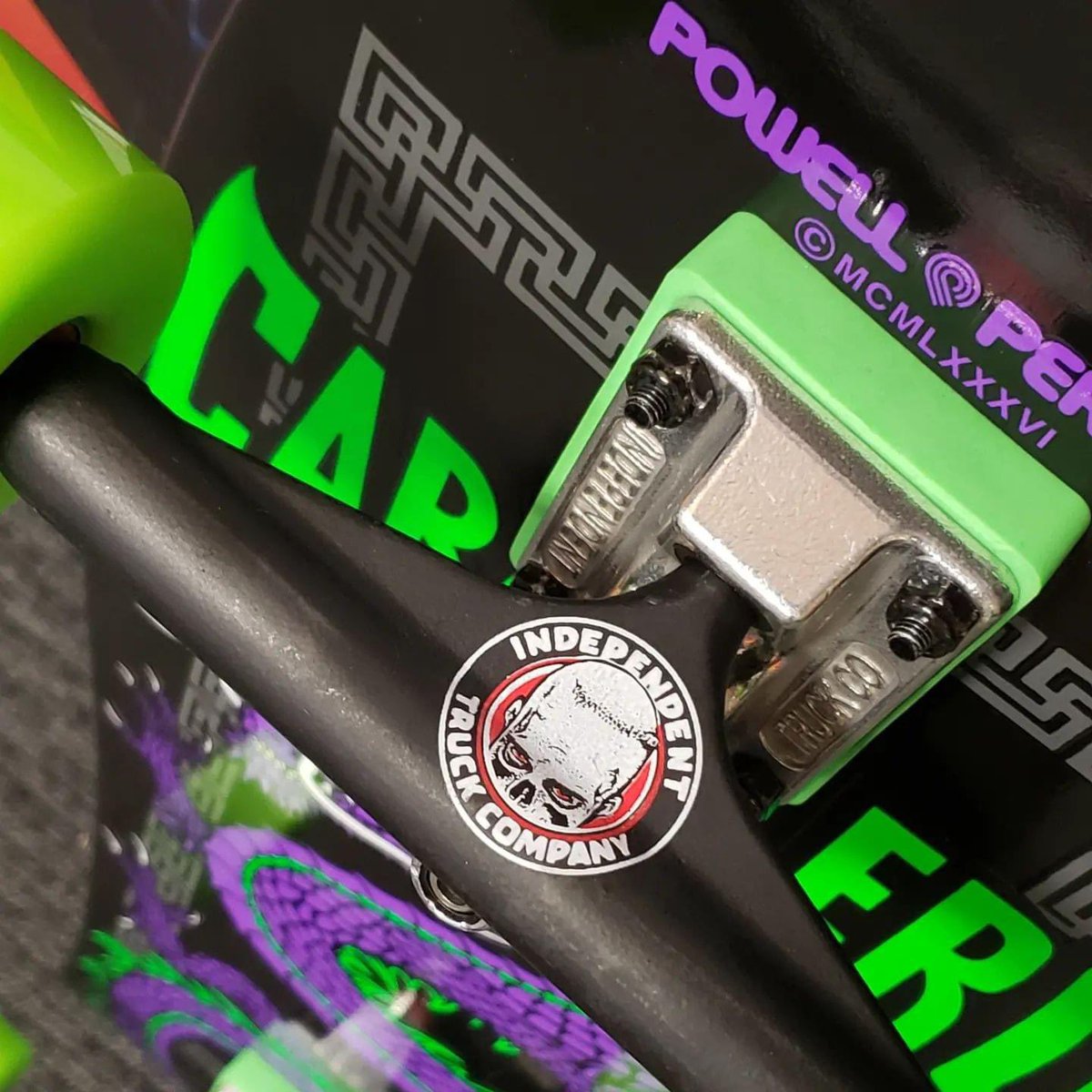 C2CPPCollectors's tweet photo. @the_dark_slide skate shop built this beauty for a lucky customer. If your in the Des Moines area, swing by and check them out. #bonesbrigade #tonyhawk #lancemountain #stevecaballero #mikemcgill #rodneymullen #tommyguerrero #powellperalta #80 #skateboarding #skateboard #desmoines https://t.co/B5BSmbDQw1