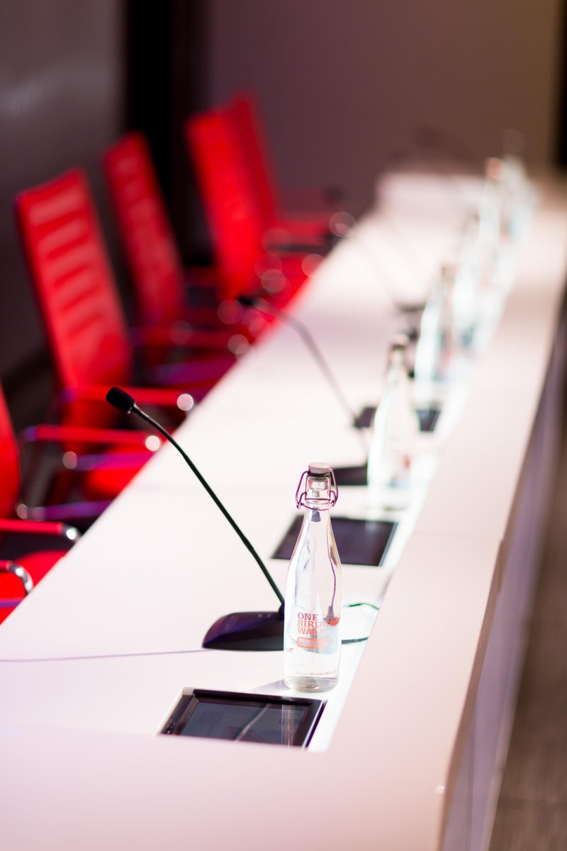 Who said conferences and meetings couldn't be glamorous? 😍 

Take a look at the stunning lecture theatre at One Birdcage Walk.

Learn more: bit.ly/4467Ayr

#londonvenuehire #conferencevenue #westminster