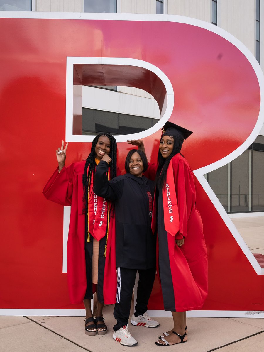 So proud of these two on graduating! 🎓 What a tremendous accomplishment! They are ready to take on the world…but so glad they are coming back for 1 more year! 😁❤️🖤