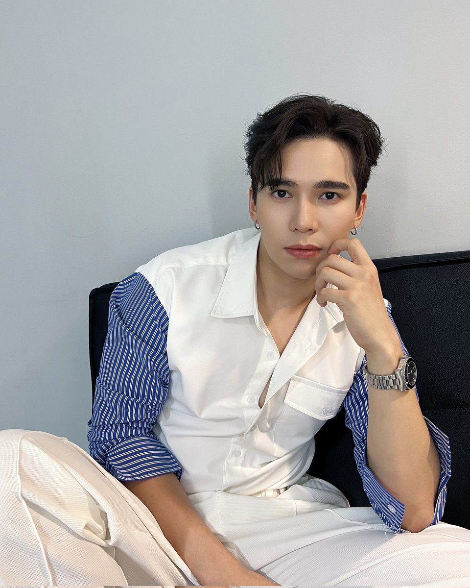 mmaxmaxxxx's tweet photo. Stare and Smile 😁
#mmaxmax https://t.co/uDybVAhypn