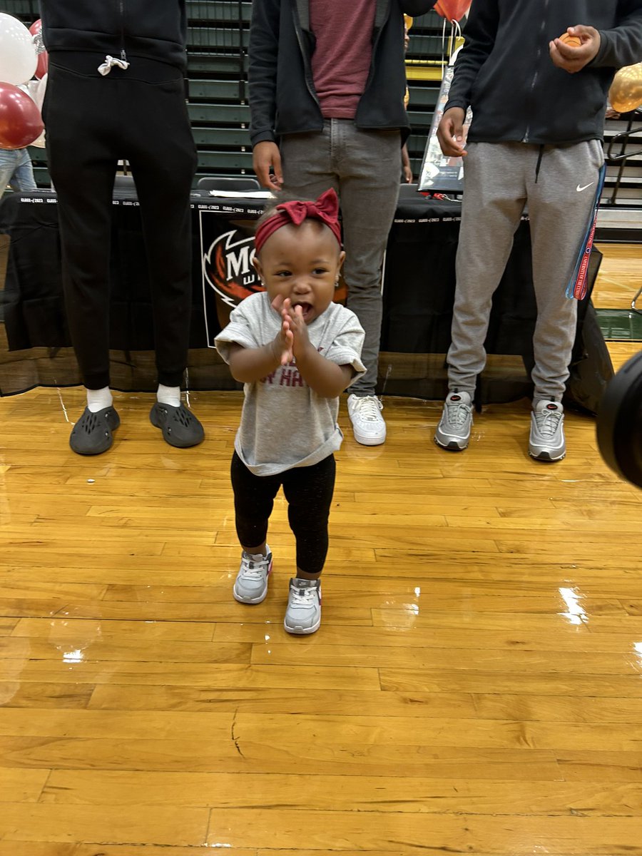 DameHowell's tweet photo. Very special day for the family!  S/O to @jamabuck04 for this tremendous accomplishment.  Special thanks to the @McMurry_MBB for providing our son this opportunity!  The Lord has always been GOOD!  
#GoodJama #Agent0 https://t.co/QKIObF2d9O
