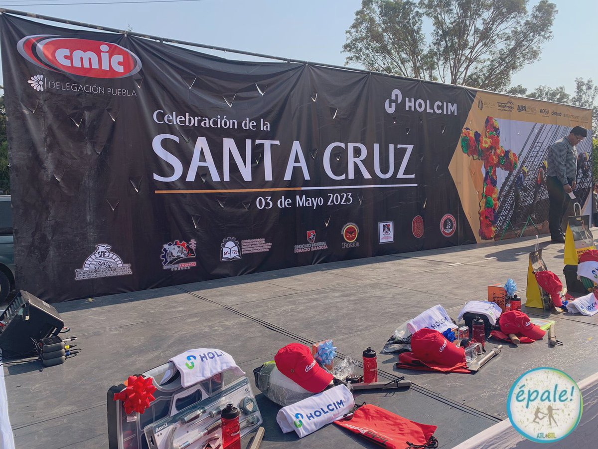 EpaleAgencia's tweet photo. Desde el @SemiPalafoxiano trabajando para @interceramicMX Puebla #InterceramicPuebla en este día #3deMayo Día de #LaSantaCruz #LaExaltacionDeLaSantaCruz divirtiendo y festejando a todo el rubro de la construcción aquí presentes #SimplementeLoMejor #SomosGentePro https://t.co/DyvOCvquE6