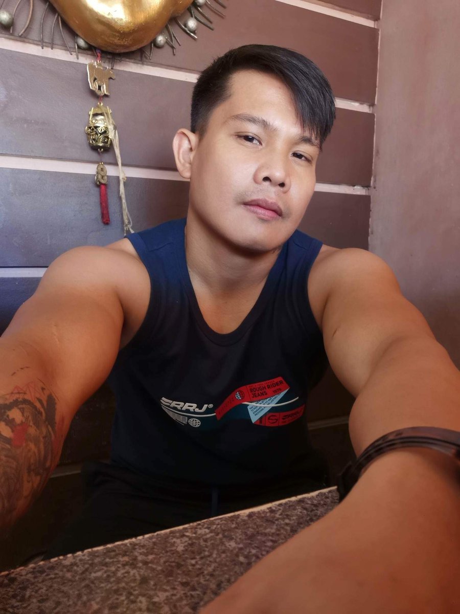 lancegonzales29's tweet photo. Magandang gabi available ako maya pasay area.
+639561733435

#cleanmassage #hagud #hilot #FullBodyMassage #Bodytobody_massage #bodytobodymassage #bodytobodymassageabqaiq #ligaya #relaxation #relaxing #relax https://t.co/03oYVWJrst