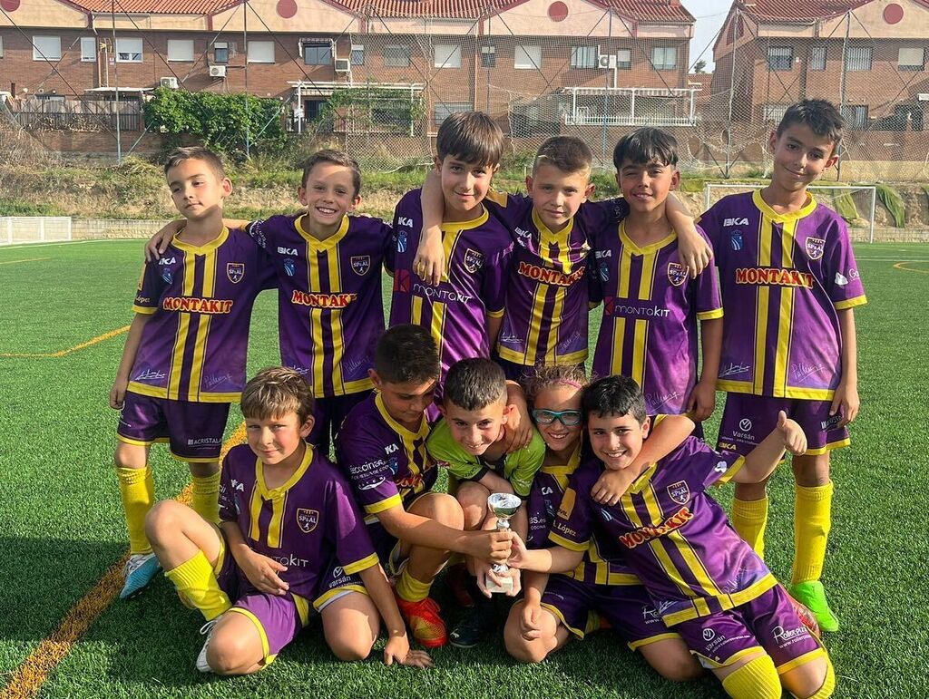 Escuela de Fútbol Sergio Pachón & Antonio López tweet media