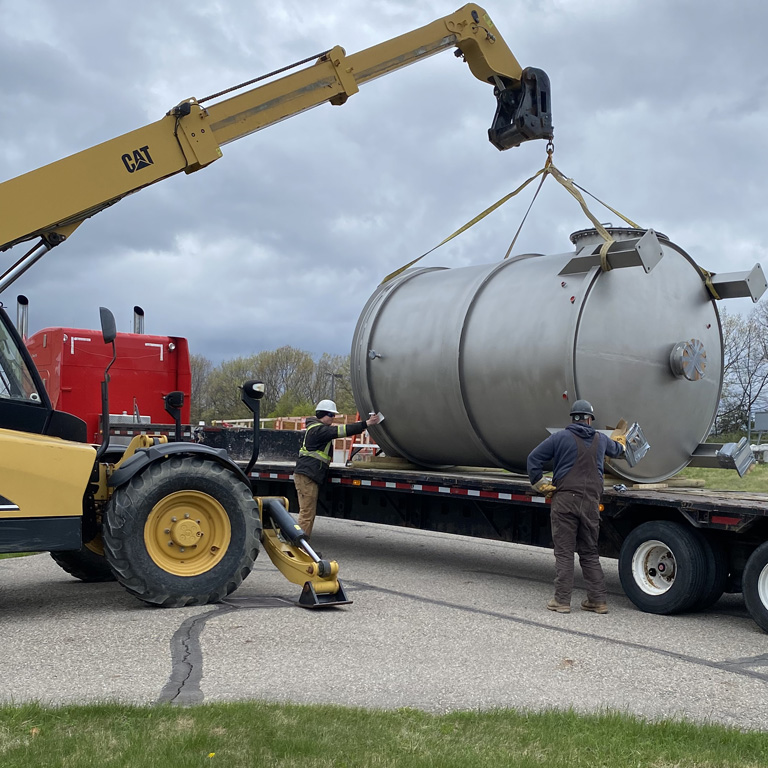 lystekINT's tweet image. Process Equip has landed &amp;amp; is being installed! Constr of #LystekTHP at the Commerce, MI WWTP is well underway, &amp;amp; we are excited to share the progress of this #ClassABiosolids #ResourceRecovery solution. #Sustainability @giffelswebster @GHDspeaks @OakGov linkedin.com/company/oaklan…