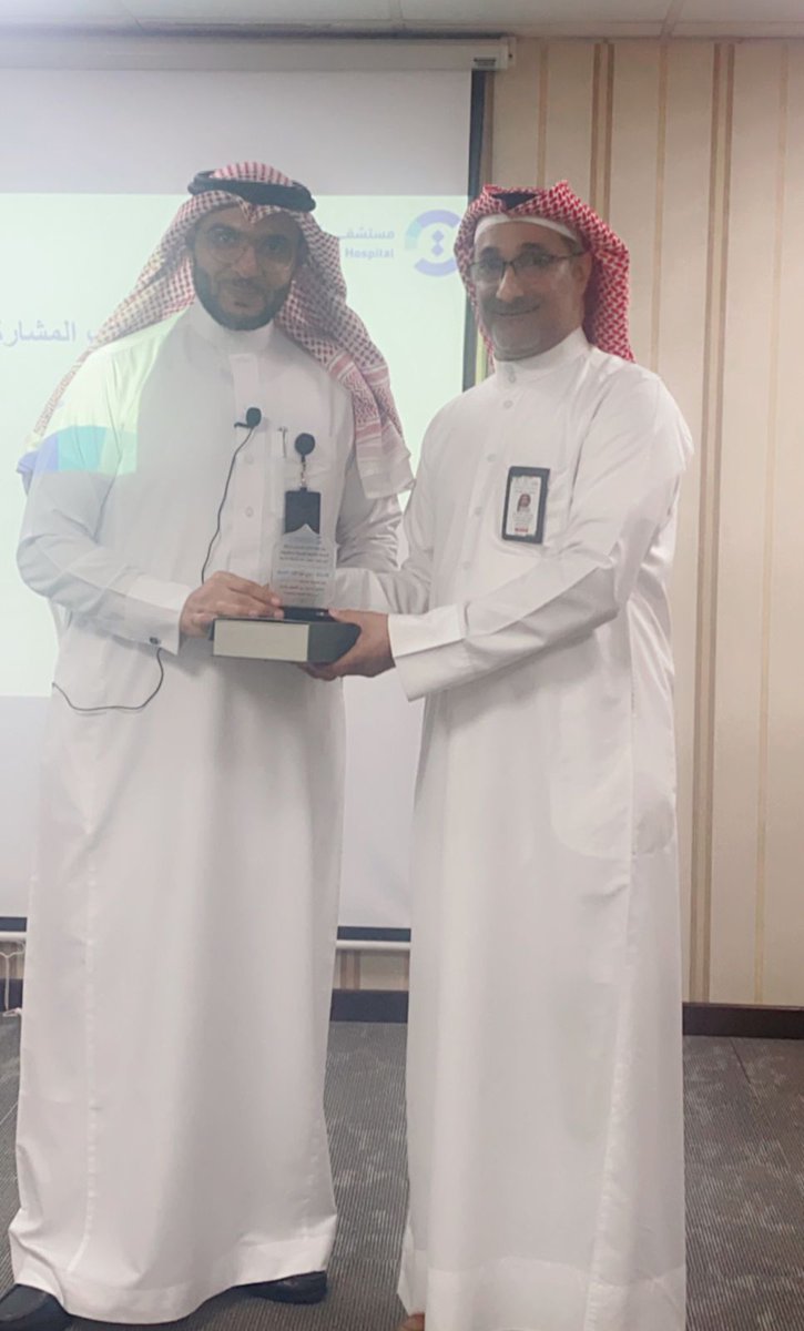 AliAlTufaif's tweet photo. كل الشكر والتقدير للزملاء بادارة القطاع الوسطى بشبكة الخدمات الصحية الطرفية #مستشفى_رأس_تنورة_العام https://t.co/FZRz3oS95c