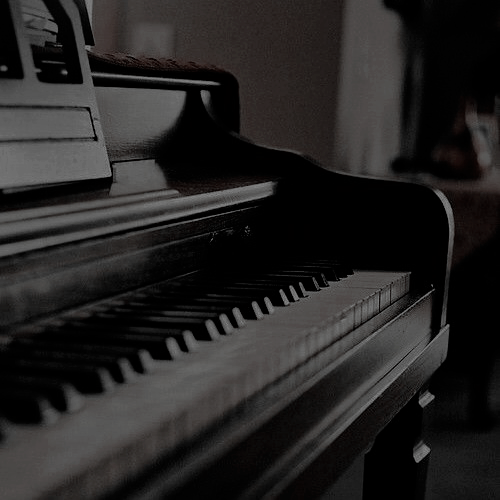 𝓐ndrómeda 𝓑lack. tweet media