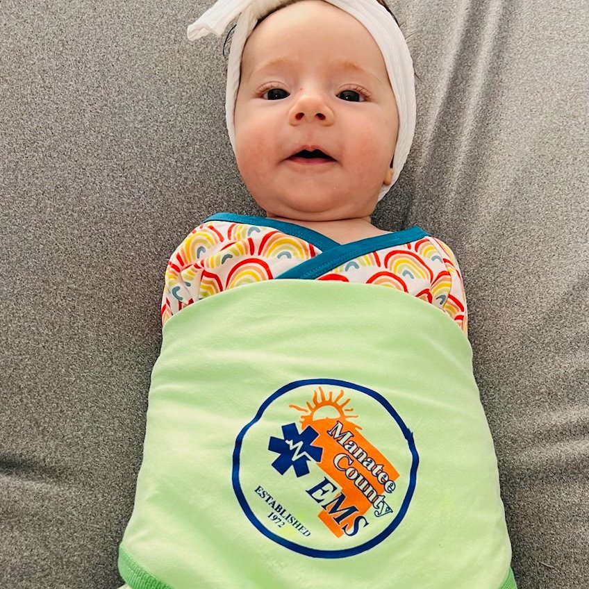 Meet the newest member of Manatee County EMS, Leia Grace! In addition to being adorable, she’s safely swaddled in an EMS blanket. Safe sleeping is a significant initiative for the Manatee County SafeKids Coalition. For safe sleeping tips for infants visit.
safetosleep.nichd.nih.gov/safesleepbasic…