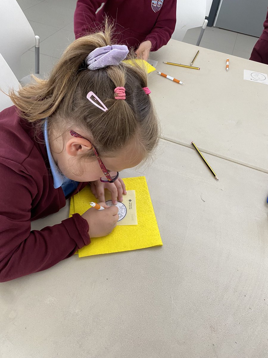 MrsEdwardsBHPS's tweet photo. Year 2 became coin designers today at the @RoyalMintUK #year2BHPS @BeaufortHillPri https://t.co/z7OrAtD5bw