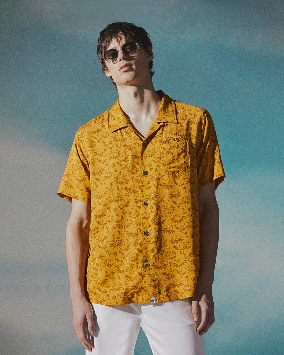 PrettyGreenltd's tweet photo. Pretty Green X Elvis, now online and in-stores. #prettygreen #PrettyGreenXElvis | Discover the collection > https://t.co/PvJlVaqzgl https://t.co/cr6zTs7oku