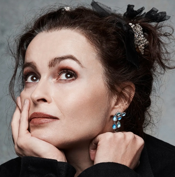 #HelenaBonhamCarter born 26 May, 1966

“Why do we put our self esteem in the hands of complete strangers?”