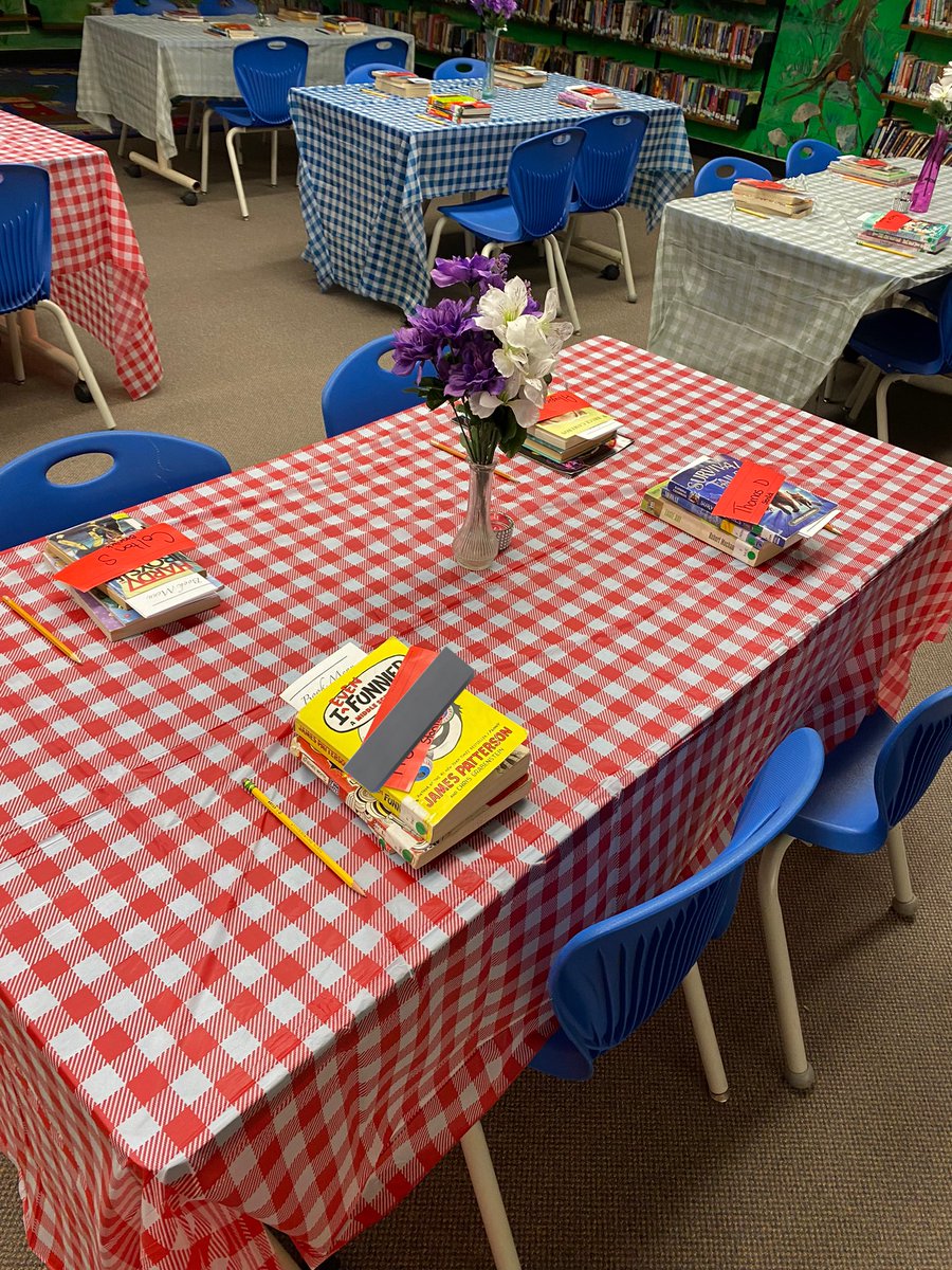 Set up a book tasting in the Learning Commons today. Fantastic experience! Many kids found their next read! #osla #schoollibraryjoy #librarytwitter