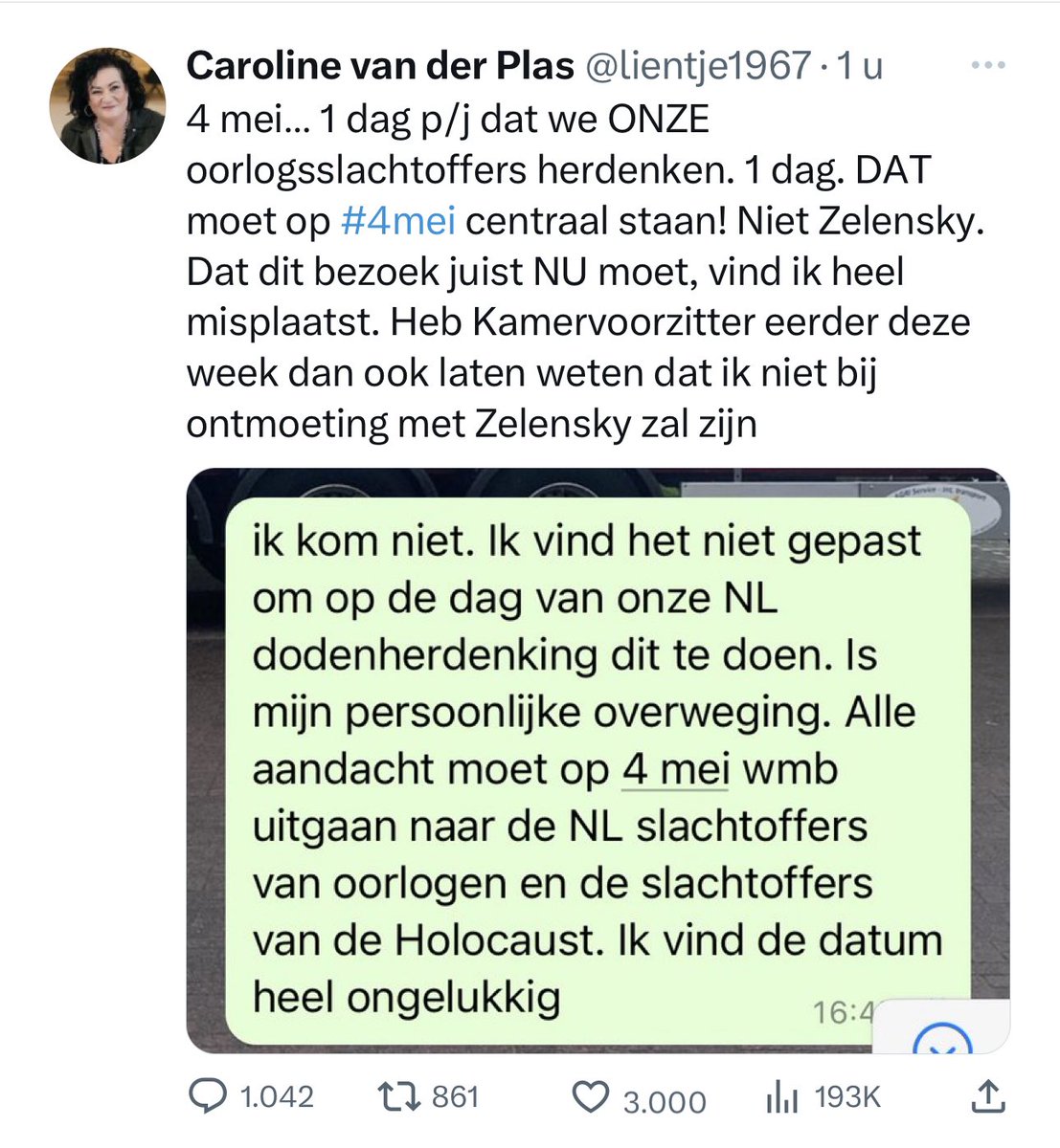 NDikkeboom's tweet photo. Aangezien Caroline mij blockte om deze tweet: nogmaals, maar dan met een screenshot. Omdat je het verdient:

How can I make the dodenherdenking about myself. Walgelijke tweet dit. 

#tripleB #toneelvereniging #4mei https://t.co/QufiFYJcYg