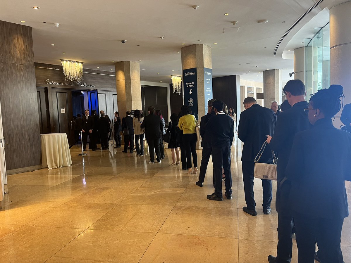 There have been a ton of celebrities at this conference but the ONLY one to generate a line out the door has been Snoop Dogg