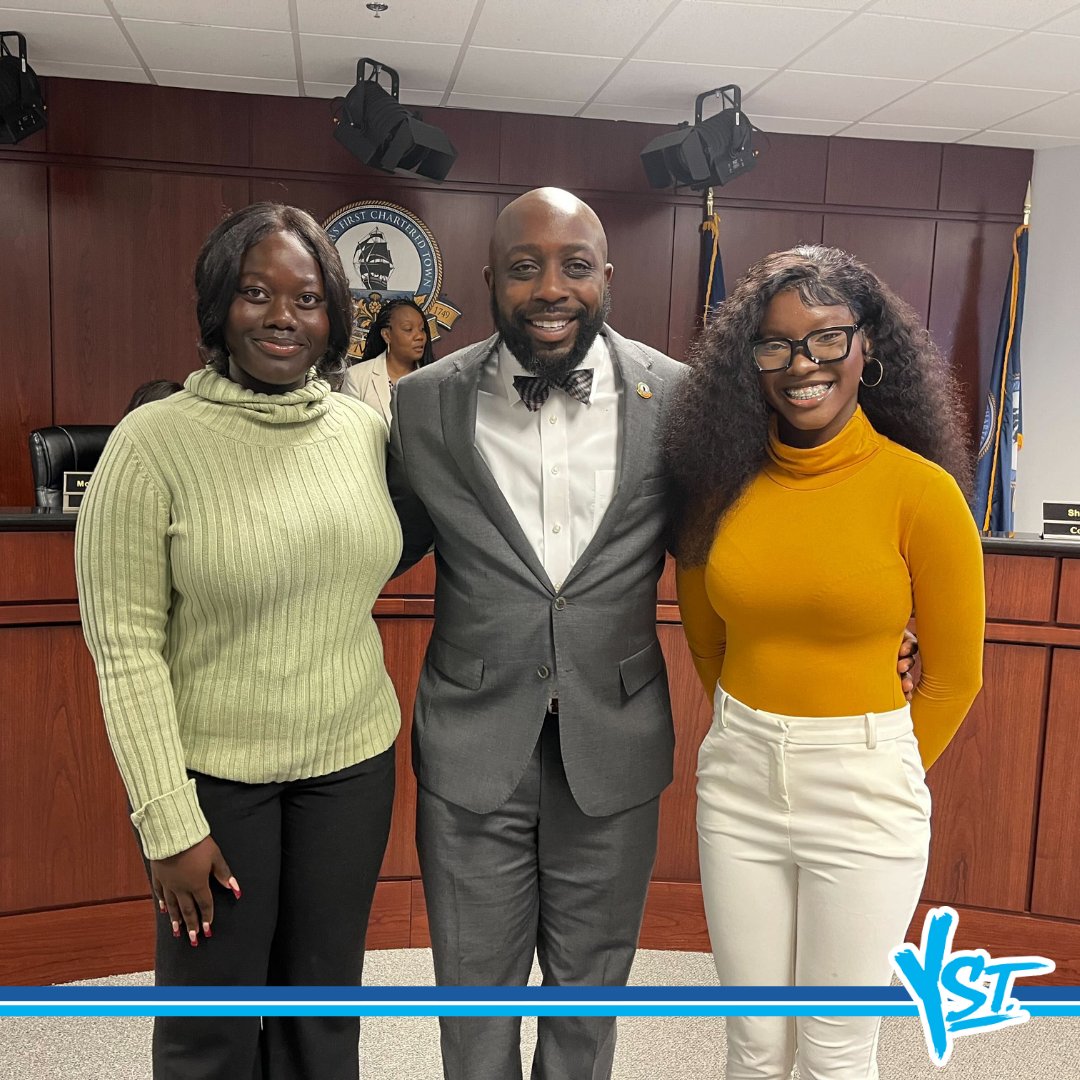 Belinda and Lindanbe from @PotomacPanther were spectacular at the Dumfries Town Council meeting yesterday! What a presentation. 🙌🏽 Thank you <a href="/DumfriesTownVA/">Dumfries, Virginia</a> for supporting #ShareTheAirVA. 🤗 #YStreetMovement @healthyyouthva