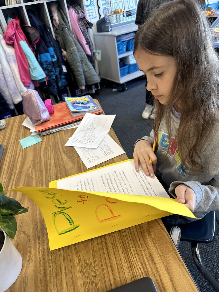 AsimaBhatty's tweet photo. An open library of published fiction stories with opportunities for written feedback and peer reviews 📝 ✅ #IvyHillLeague #CollaborativeClassroom https://t.co/tcYhM0D0yf