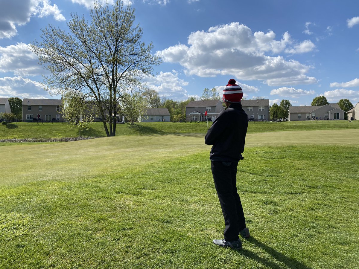 You can’t tell, but Eric Johnson is CHEESIN after a beautiful chip in at Southern Dunes no. 12

#gopike