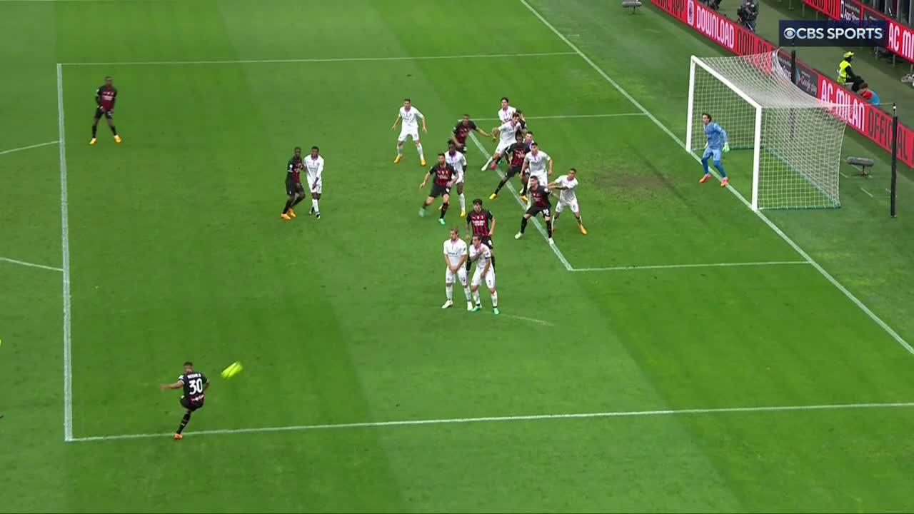 Rade Krunić or Johan Vásquez?

Milan do not care they are back in the match, can they get a winner? 👀”