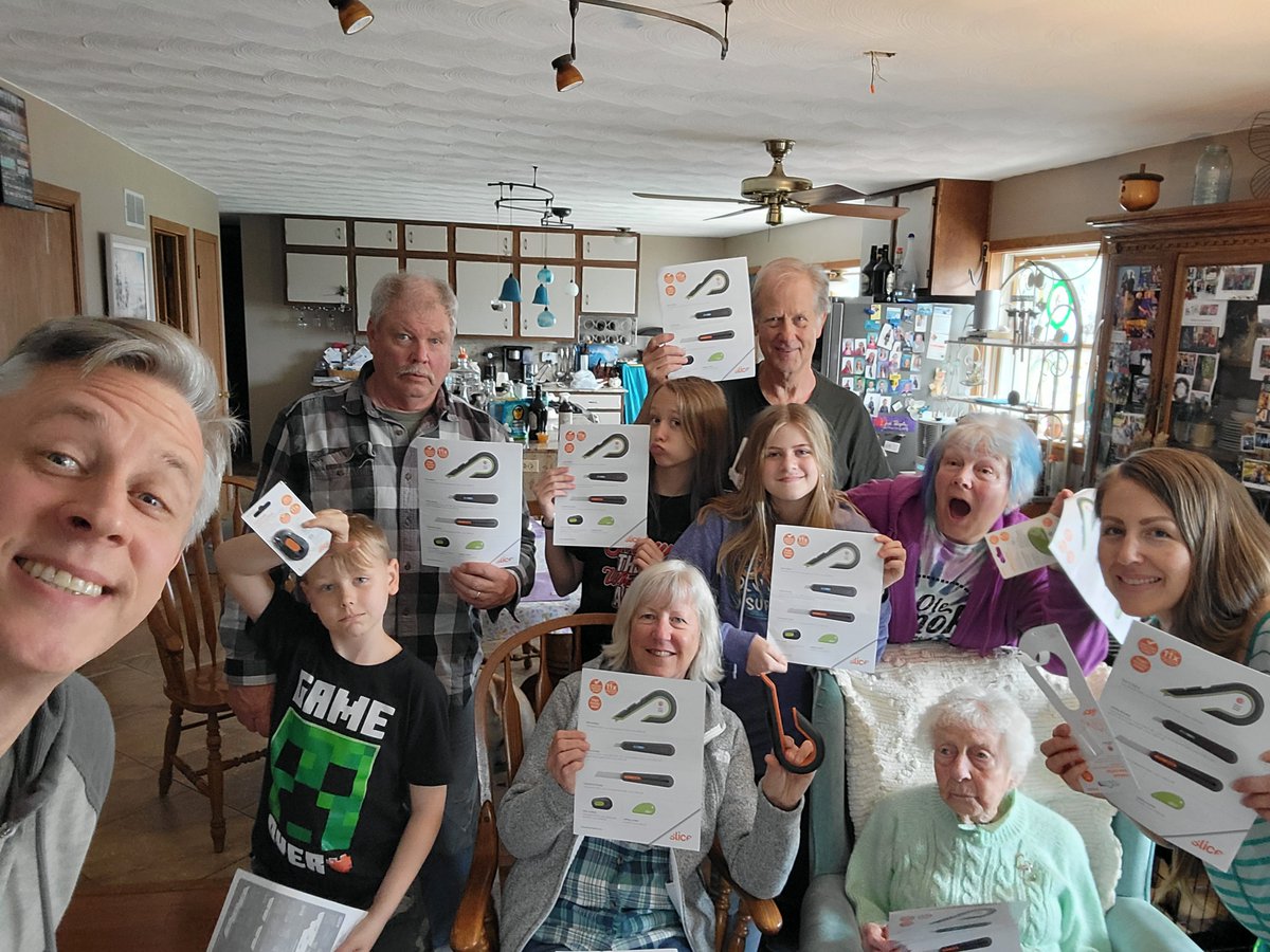 jrmccafferty's tweet photo. Watch out! No need. =) We have the Slice - ceramic blade knives and cutters. This was a hit all around.  Thanks to my family for being there to share! #slicetools #sliceceramics and #Tryazon https://t.co/8SlEdaD1L6
