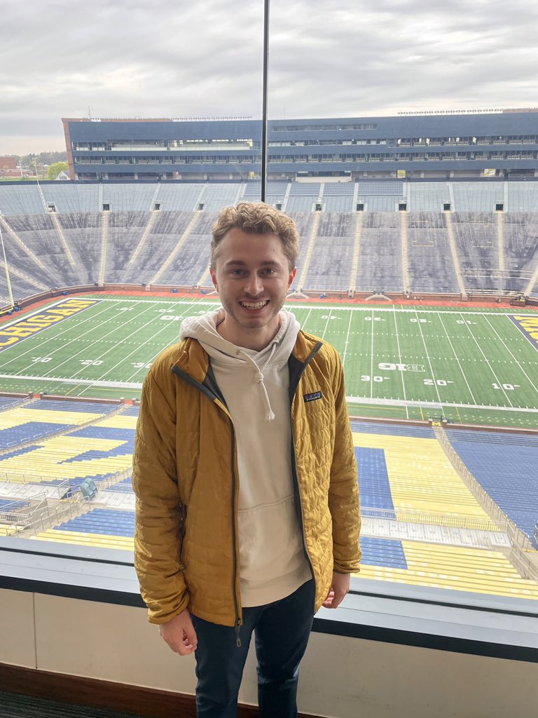 I’m excited to begin medical school at @UMichMedSchool in July!

A big thank you to all who have helped fuel my passion for patient care, service, and research along the way — family, friends, @Dr_Durocher, mentors at @MHIF_Heart, @MichiganTechBio, and many others. #GoBlueMed 〽️