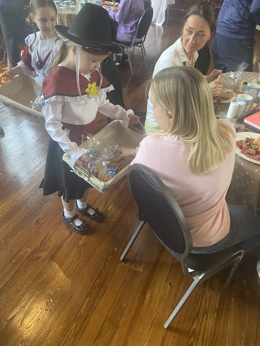 We welcomed the Directors of Sport from the GDST to @HowellsSchool for a brilliant two days to discuss and share best practices across the Trust! Our friends from <a href="/PebeActive/">Pebe Active</a> and <a href="/aperformanceltd/">Absolute Performance</a> supported through the day! Thank you! Even managed to add some Welsh sparkle ✨